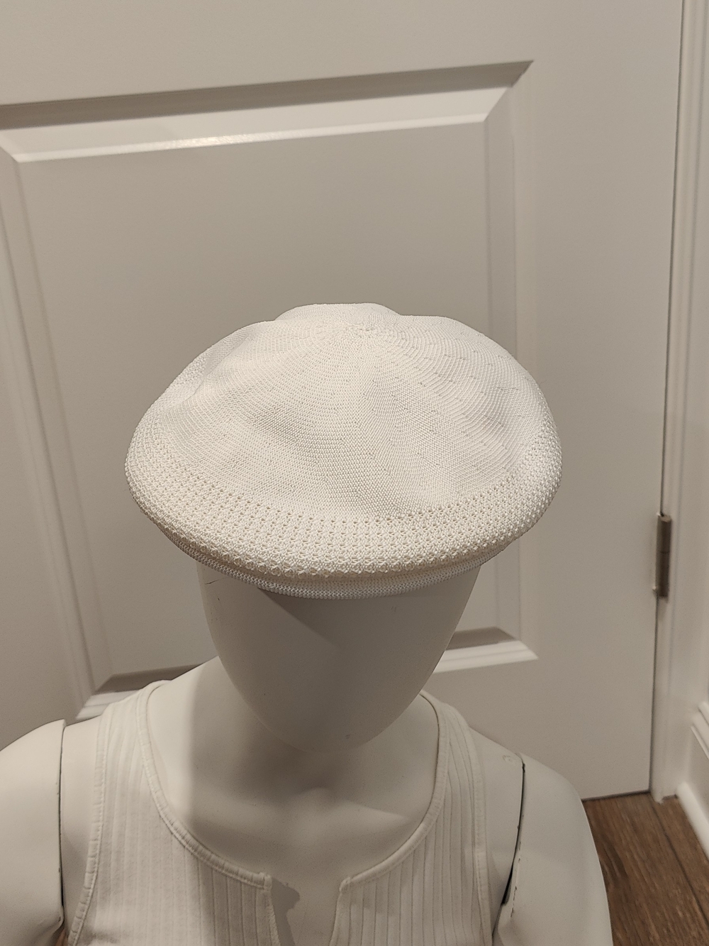 Kangol White Knit Casual Beret